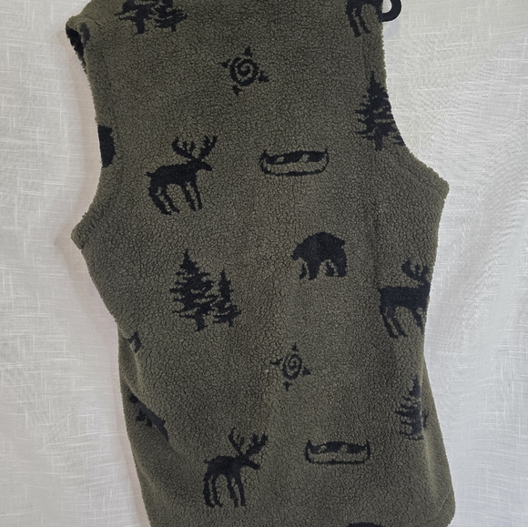 Green Fleece Vest with Black Animal Print XL - Picture 2 of 5